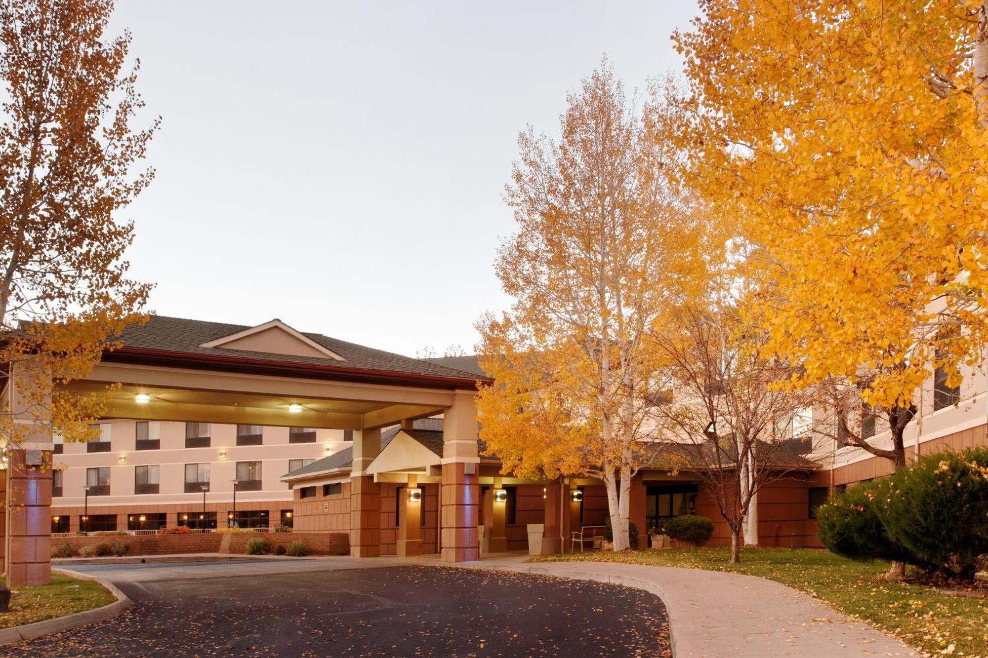Holiday Inn Express Hotel & Suites Montrose - Black Canyon Area By Ihg Exterior photo